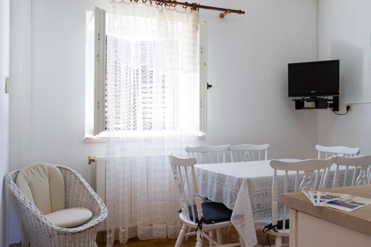 Apartmani Fides Lumbarda Esterno foto
