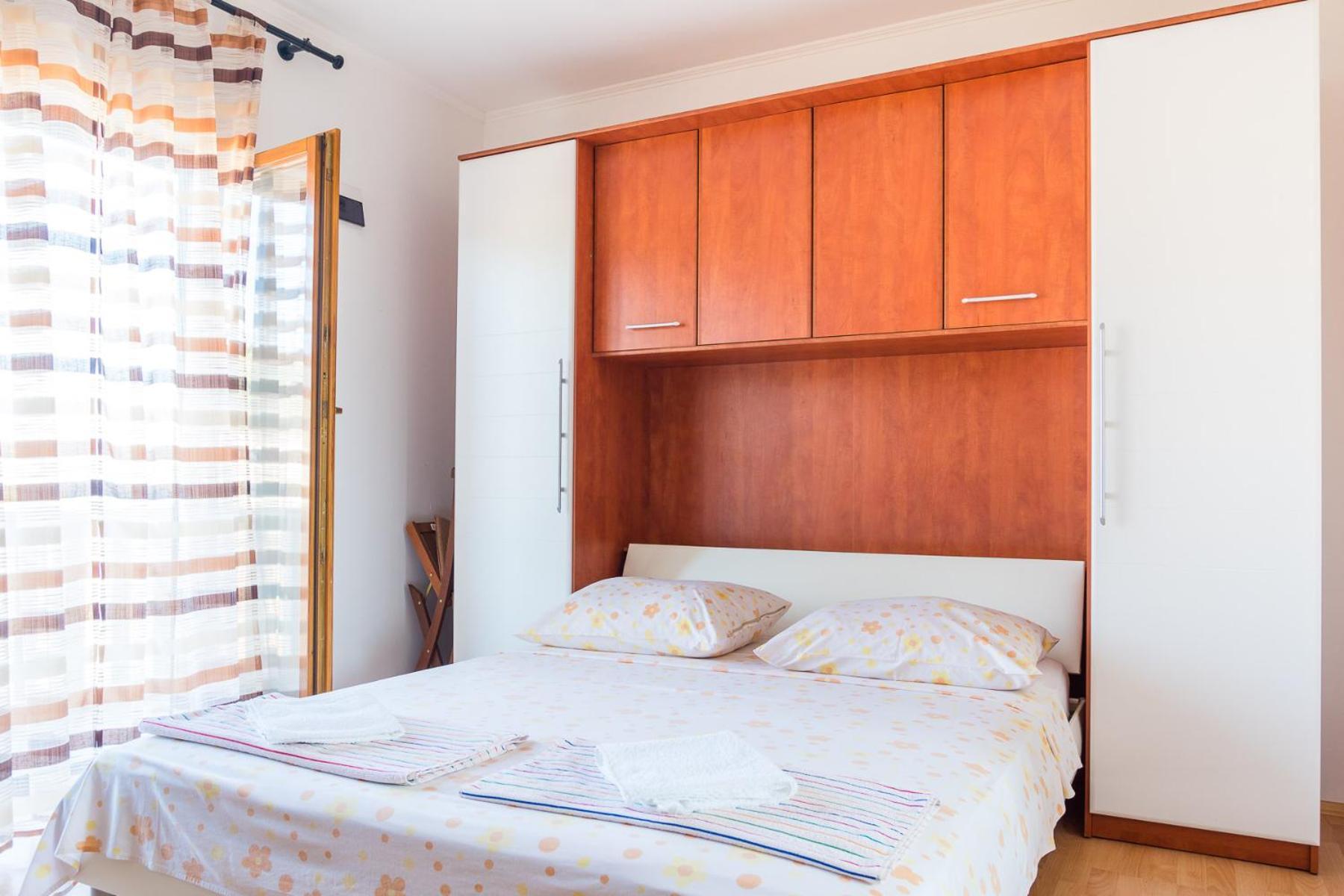 Apartmani Fides Lumbarda Camera foto